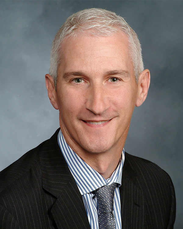 Gregory Dakin headshot